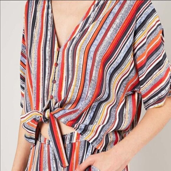 Colorful Striped Top/Short Set - Picture 11 of 16